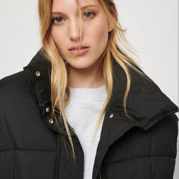 Dynamite Black Oversized Quilted Puffer Vest - Picture 6 of 10